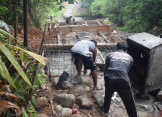 Pembangunan Jembatan Perintis Garuda Kodim 0409/Rejang Lebong di Lubuk Bingin Baru Capai 76 Persen