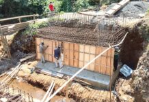 Pembangunan Jembatan Perintis Garuda Kodim 0409/Rejang Lebong di Dusun Sawah Terus Dikebut, Mulai Pemasangan Mal Tiang dan Pondasi