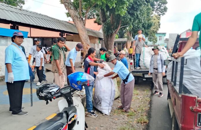 Aksi Nyata di BKSN 2026, Ratusan Jemaat Katolik Curup Kompak Bersihkan GOR dan Setia Negara